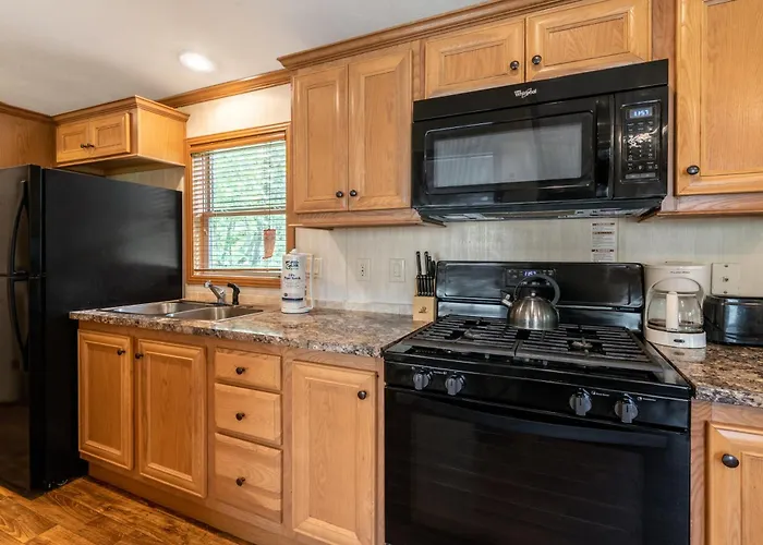 Rondout Valley Camping Resort Deluxe Park Model 11